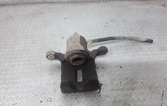 Nissan Pathfinder R51 Rear brake caliper