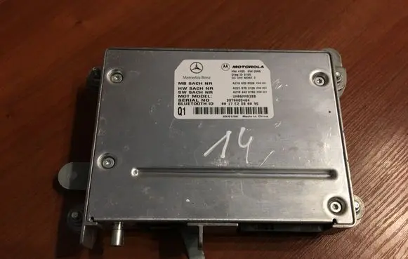 Mercedes-Benz S W221 Bluetooth control unit module A2168206526 A2218703126