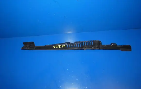 Volvo V60 Engine bonnet/hood lock trim molding 31479547