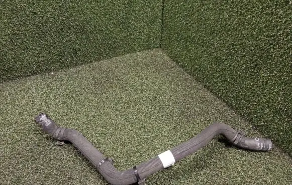 Land Rover Defender Engine coolant pipe/hose K6D38C481AB K6D38C481