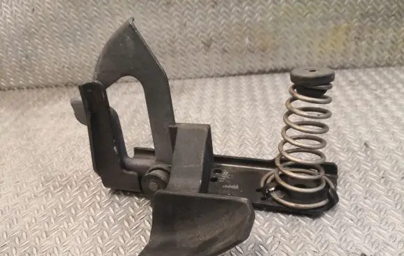 Mercedes-Benz SLK R171 Engine bonnet (hood) release handle 1718800064