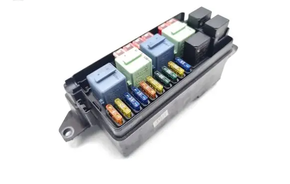 Mini One - Cooper Coupe R56 Fuse module 6906614 6906614-04