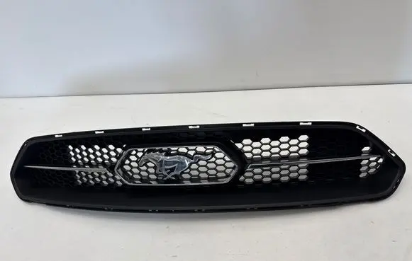 Ford Mustang VI Front bumper upper radiator grill JR3B8200DFW JR3J8200AE JR3J8200AE5