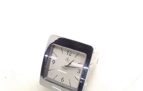 Mercedes-Benz CLS C218 X218 Clock A2188270070