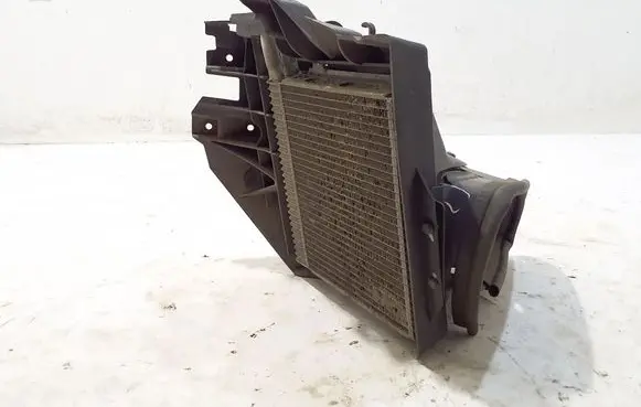 Jaguar XJ X351 Optional radiator 