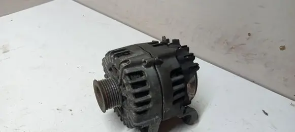BMW 5 F10 F11 Generator/alternator 7803724