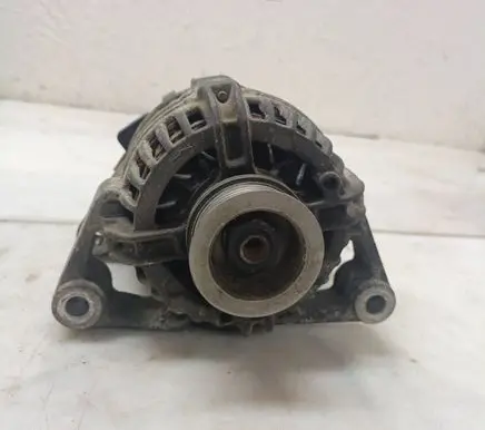 Opel Corsa C Generator/alternator 0124225018 24437119