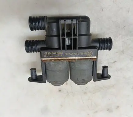 BMW 5 E39 Coolant heater control valve 837499502