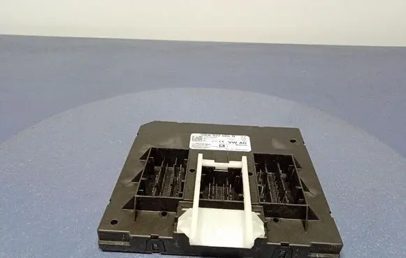 Skoda Octavia 985 Comfort/convenience module 5WA937086Q