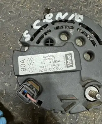 Renault Scenic I Generator/alternator 8200030635 SG9B033 2542420B