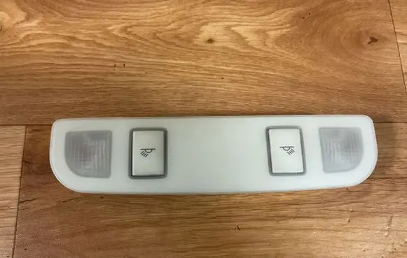Audi A6 S6 C6 4F Rear seat light 4F0947111