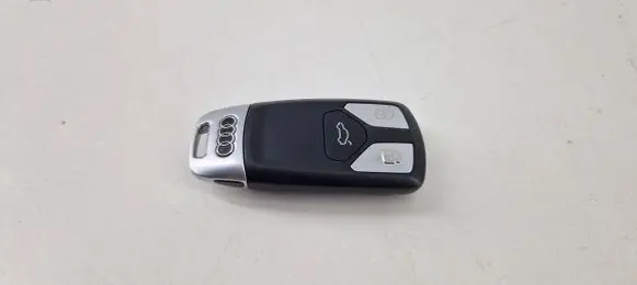 Audi A4 S4 B9 Ignition key/card 4M0959754T