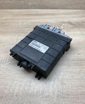 Volkswagen Golf III Engine control unit/module ECU 028906021C 0281001170