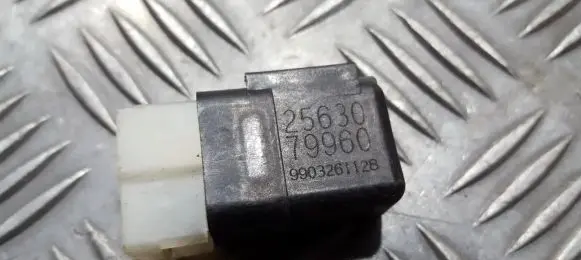 Nissan Primera Other relay 2563079960 9903261128