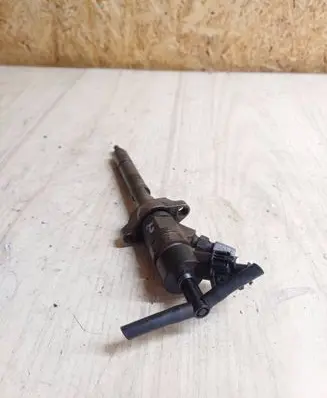 Ford Focus Fuel injector 0445110239