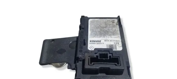 Renault Megane II Ignition key card reader 8200125077