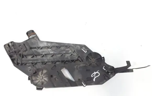 Skoda Octavia Mk2 (1Z) Headlight/headlamp mounting bracket