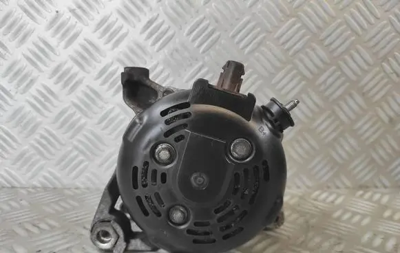 Toyota Yaris Generator/alternator 27060-ON100 CSC012V100A MS1042113130