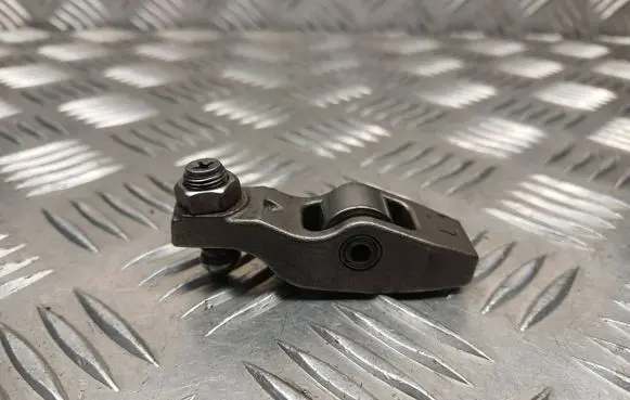 Mitsubishi Pajero Valve rocker arm 