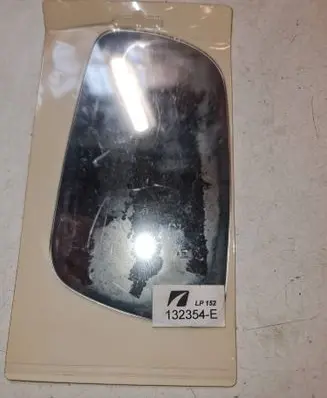 Audi A4 S4 B5 8D Wing mirror glass 132354E LP152