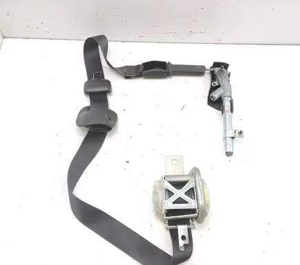 Tesla Model S Front seatbelt 101878803A 2466187AB P100526500C
