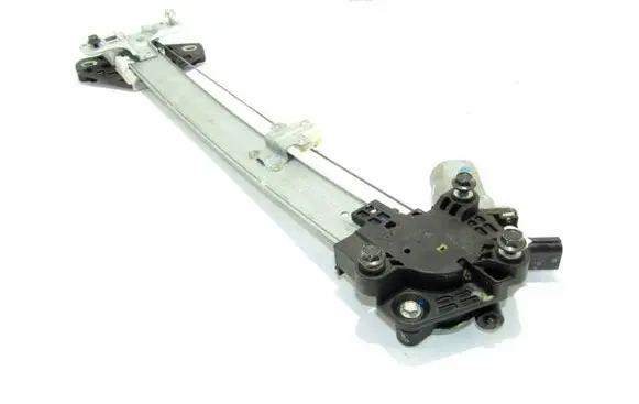 Honda CR-V Rear window lifting mechanism without motor
