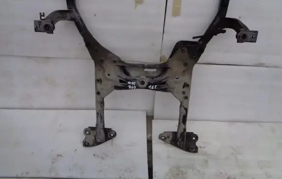 Mini Cooper Countryman R60 Front subframe 8452365
