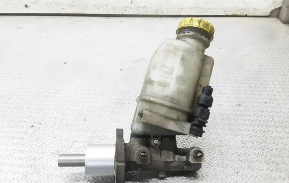 Alfa Romeo 147 Master brake cylinder 32066966E