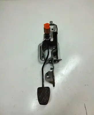 Nissan Pulsar Brake pedal PEK01R KES04 5711K3