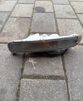 Mazda 323 Front indicator light 21061708