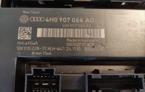 Audi A8 S8 D4 4H Comfort/convenience module 4H0907064AD