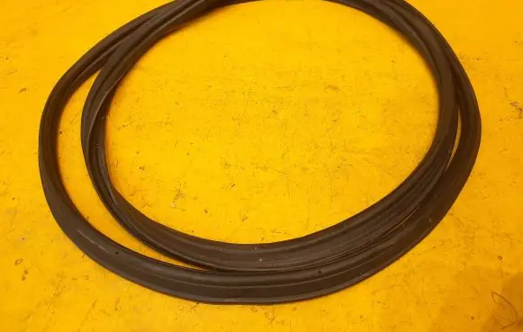 Peugeot 408 P54 Seal rubber (tailgate) 9838478180