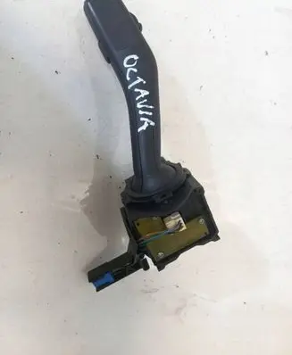 Skoda Octavia Mk2 (1Z) Wiper control stalk 1K0953519A