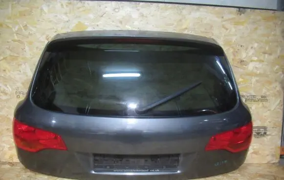 Audi Q7 4L Tailgate/trunk/boot lid