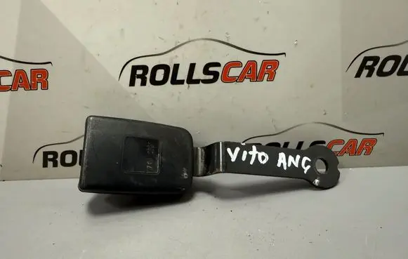 Mercedes-Benz Vito Viano W638 Front seatbelt buckle 