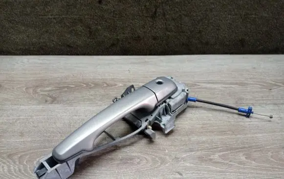 Volvo C30 Front door exterior handle