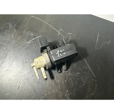 Volvo S60 Turbo solenoid valve 3063725