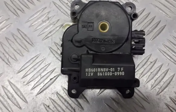 Mazda 3 I A/C air flow flap actuator/motor HB601BN8V-01