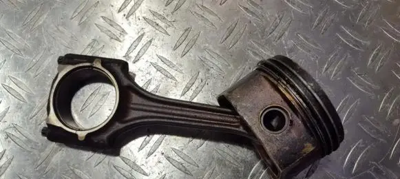 Audi A3 S3 8L Piston with connecting rod 06ba
