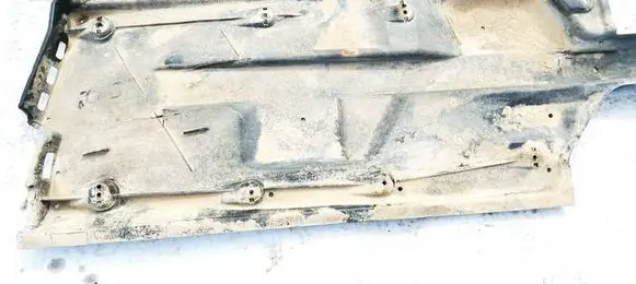 Skoda Fabia Mk1 (6Y) Engine splash shield/under tray 6Q0825202