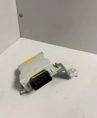 Toyota Avensis T250 Window wiper relay 150696