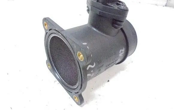 Nissan Primera Mass air flow meter 226807J600