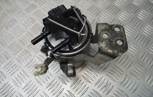 Nissan Qashqai Engine mount bracket