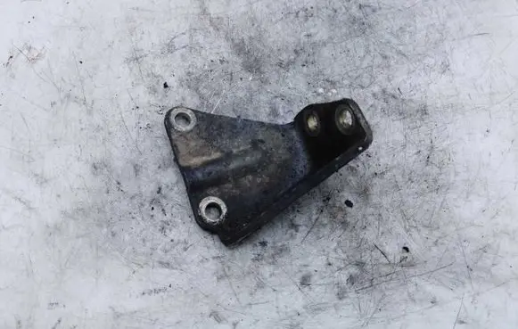 Nissan X-Trail T30 other engine part NOCODE