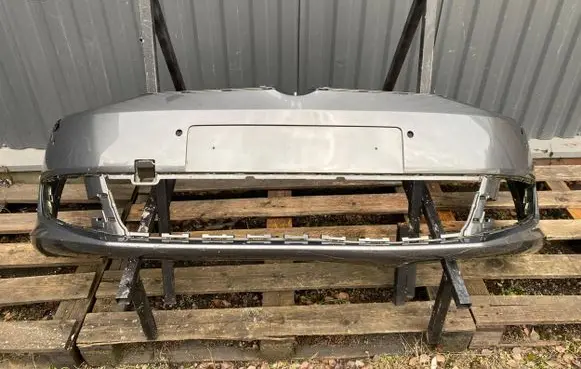 Volkswagen Sharan Front bumper 7N0807221A