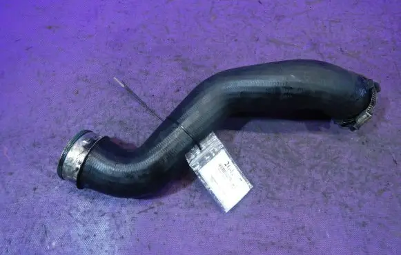 Audi A4 S4 B7 8E 8H Intercooler hose/pipe 8E0145737F