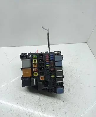 Ford Fiesta Fuse module 8V5T14K012