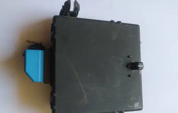 Volkswagen PASSAT B6 Gateway control module 3C0907530E 3C0907530