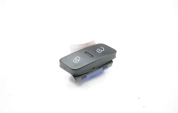 Volkswagen PASSAT B7 Central locking switch button 3AA962125 281104S