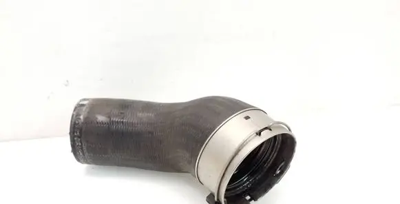 Volvo XC60 Intercooler hose/pipe 31338545